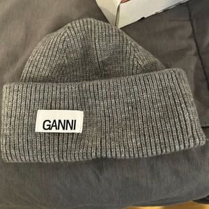 GANNI grey hat
